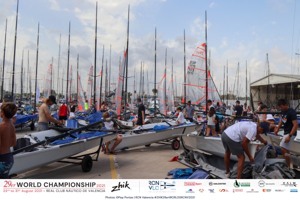 Cuenta atrás para el Mundial 29er en Valencia con 193 barcos inscritos