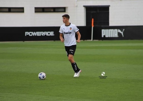 Facu González ultima su puesta a punto para volver con el Valencia Mestalla