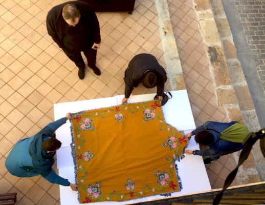 L'art de les dones amagat en les festes populars