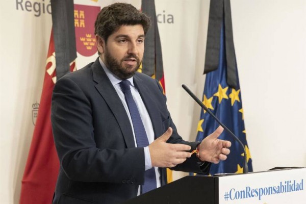 López Miras pide a Sánchez una reunión 