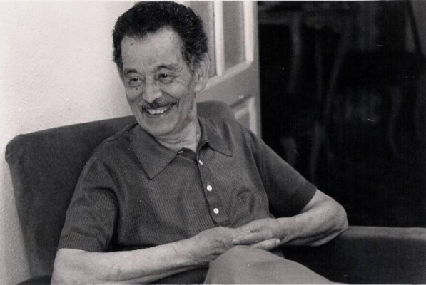 Ximo Puig loa a Enric Valor en el 110º aniversario de su nacimiento
