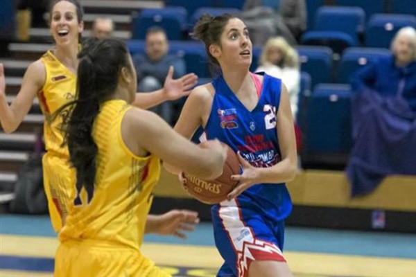 La alero zaragozana Bea Royo, último fichaje que realiza el Jairis para la Liga Femenina Challenge