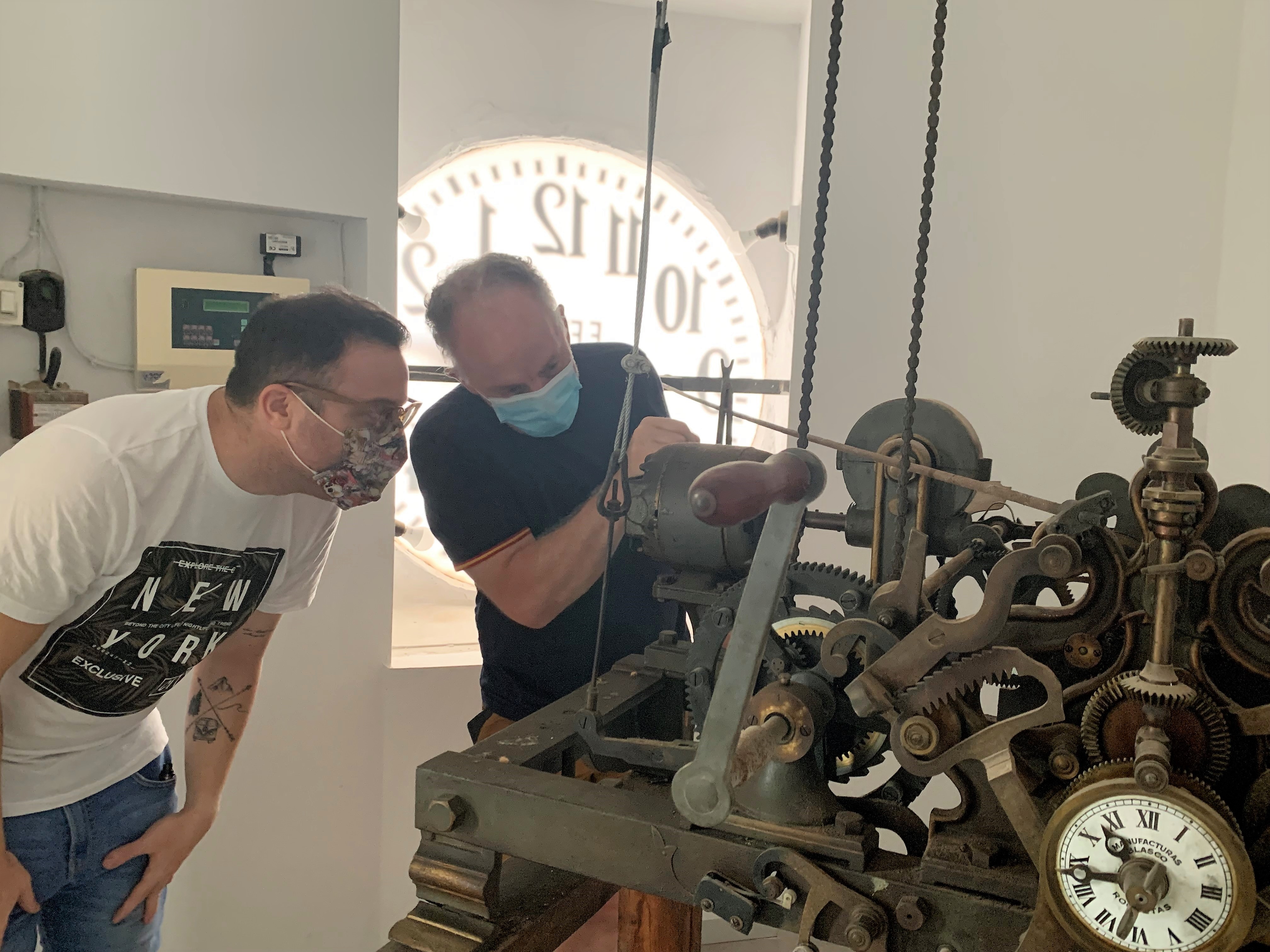 Nules pondrá en valor los relojes históricos del Ayuntamiento y de la antigua Cámara Agraria