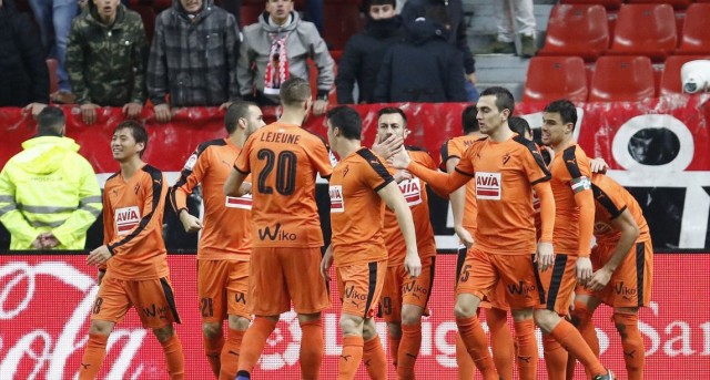 El Eibar, a alejar al Espanyol de la lucha por los puestos europeos