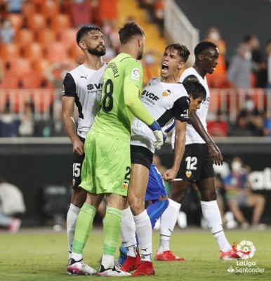Un nuevo Valencia CF para asaltar el Nuevo Los Cármenes