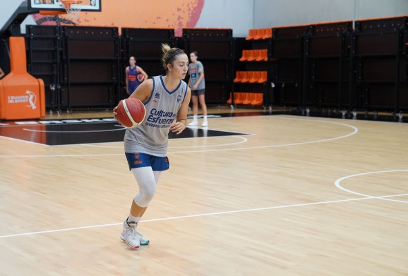 El Valencia Basket femenino vuelve al trabajo el lunes sin sus olímpicas