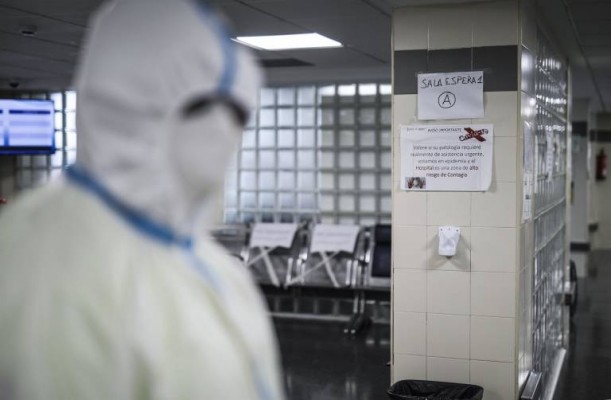 El sindicato Satse reclama estudios serológicos y una mayor protección para los sanitarios
