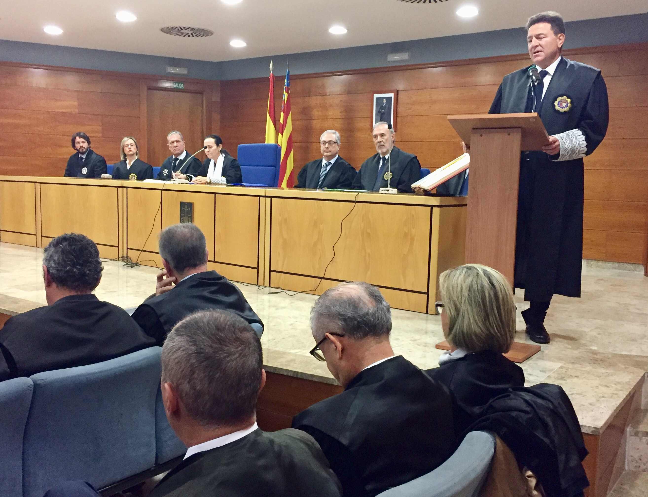 Reabren por segunda vez la causa del hombre que sufrió lesiones al beber agua embotellada con sosa