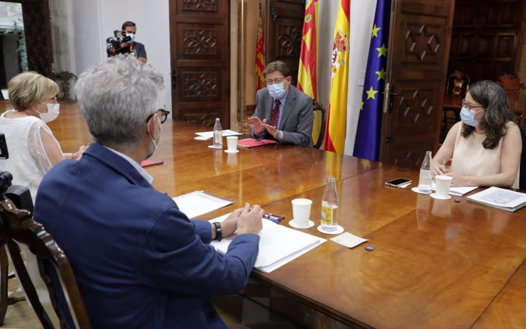 Reunión de trabajo para presentar el plan de salud mental de la Comunitat.  - FOTO: GVA - 
