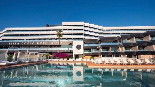 Ibiza Corso Hotel & Spa escoge el diseño vanguardista de Porcelanosa Grupo 