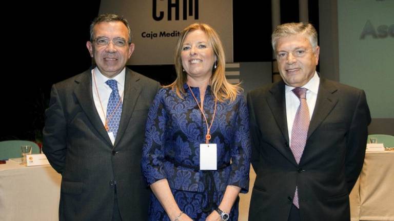 El juicio por las dietas de la CAM se retrasa por la dispersión de recursos