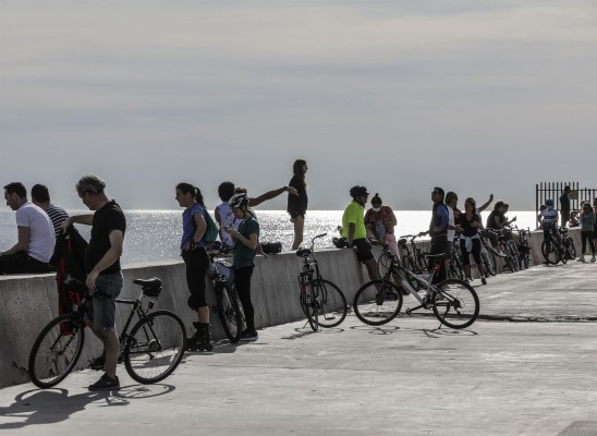 Barcelona, València y Zaragoza son las ciudades españolas con los habitantes más activos