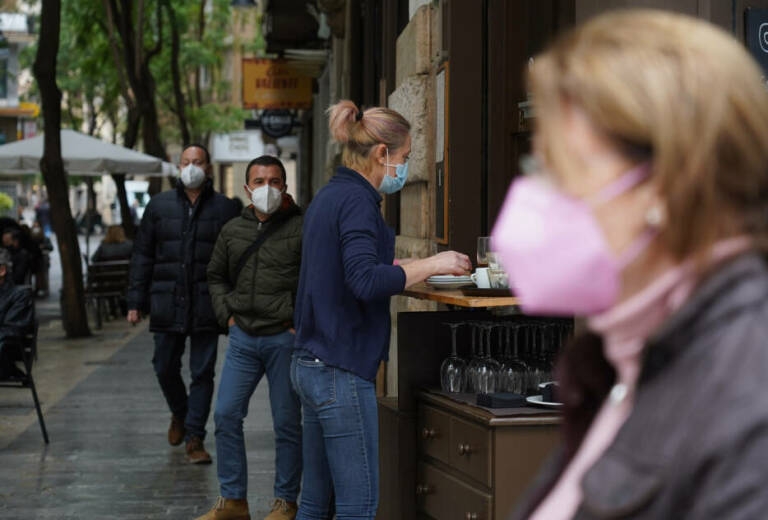 El Gobierno prevé recuperar en agosto el nivel de empleo prepandemia con la suma de 80.000 afiliados