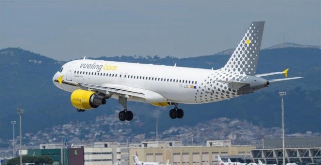 Vueling paraliza aviones en Orly, dos de València y Alicante