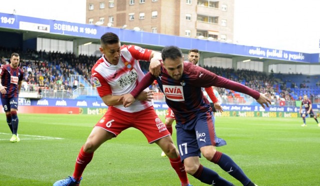El Espanyol iguala el gol inicial del Eibar en un duelo nivelado