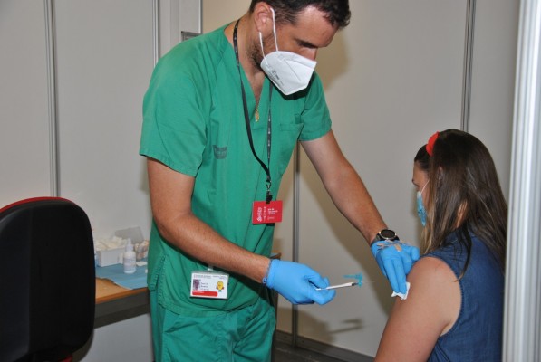Más de 360.000 castellonenses ya tienen la pauta de vacunación completa 