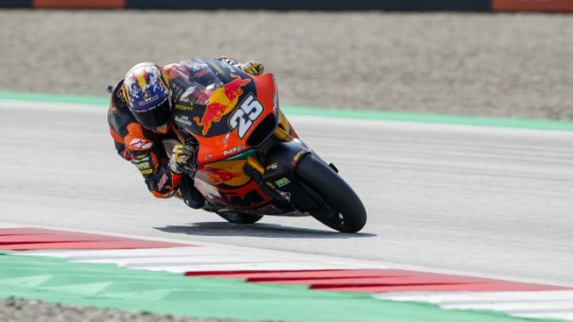 Raúl Fernández suma su cuarto triunfo y se acerca al líder Gardner