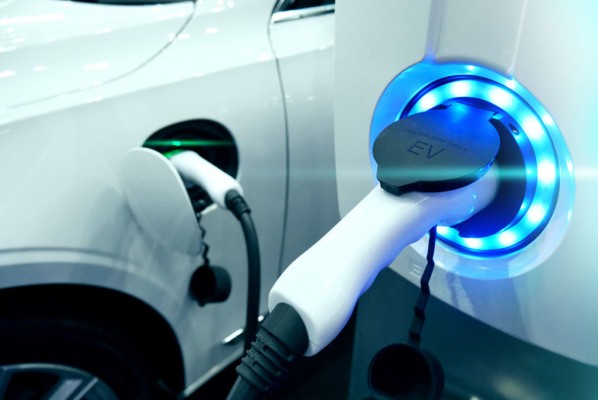 El Gobierno regional reduce un 42% el consumo de combustibles fósiles en su flota de vehículos 