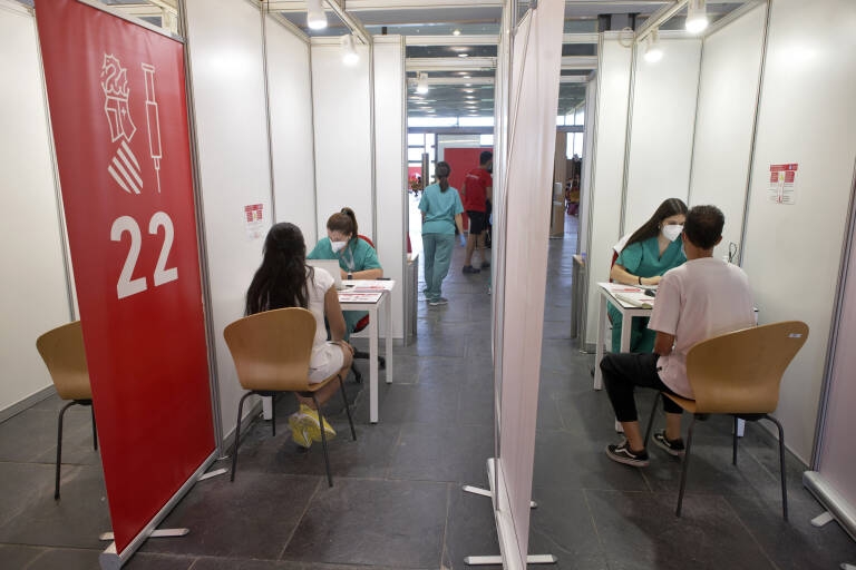 Sanidad citará la próxima semana a todas las personas que quedan por vacunar en la Comunitat