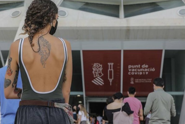 La Comunitat alcanza este viernes su récord de dosis administradas: 149.055 en un solo día