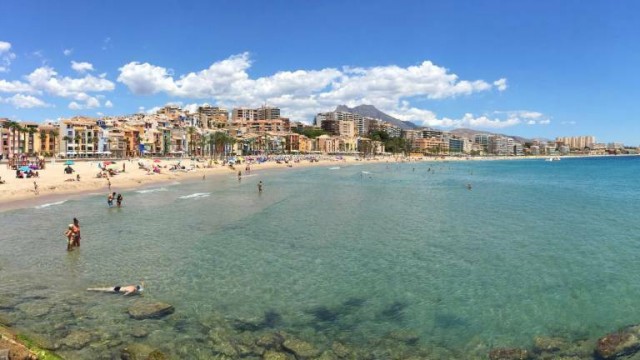 La Conselleria de Agricultura gastará 97.000 euros en el análisis de aguas de baño de las playas de la provincia