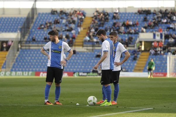 El Badalona no pasa del empate y si el Hércules gana puede recortarle dos puntos