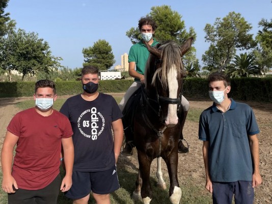 Los jinetes de la Marjal: los animales no son mercancías