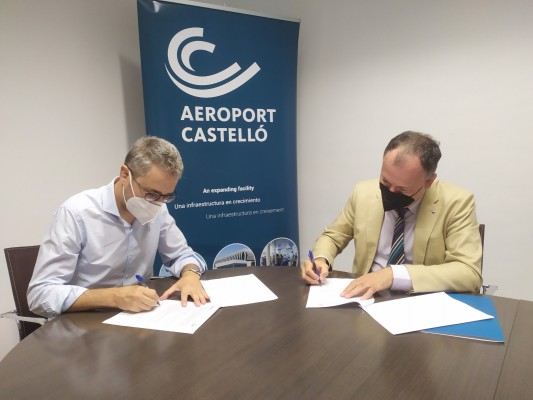 Aerocas y Redit se unen para crear oportunidades de negocio para el sector aeronáutico