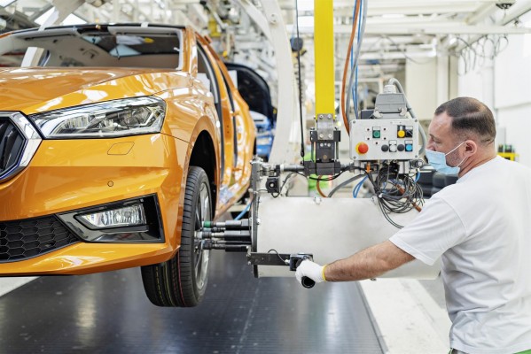 La producción industrial de la eurozona cayó un 0,3% en el mes de junio