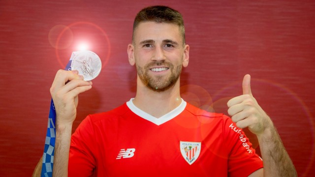 Unai Simón ya trabaja con el grupo, pero no está claro que entre en la convocatoria para Elche