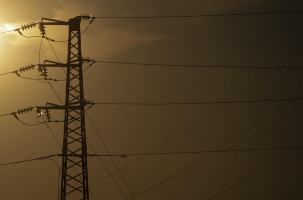 El precio de la luz se desboca este jueves a su cuarto récord consecutivo, en plena ola de calor