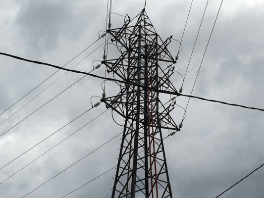 Las eléctricas piden desvincular la tarifa de la luz de los precios del mercado mayorista