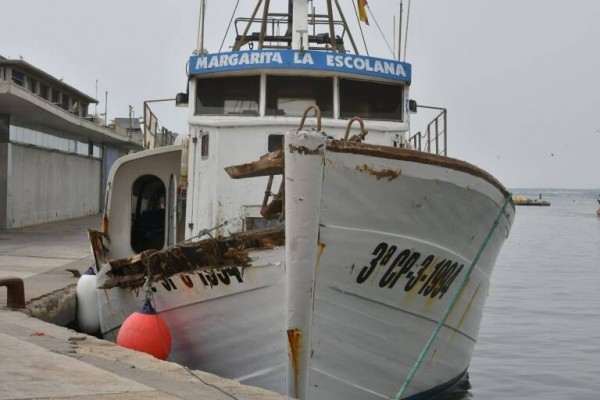 Un 'meteotsunami' sorprende esta madrugada a Santa Pola y afecta a flota pesquera y paseos del litoral