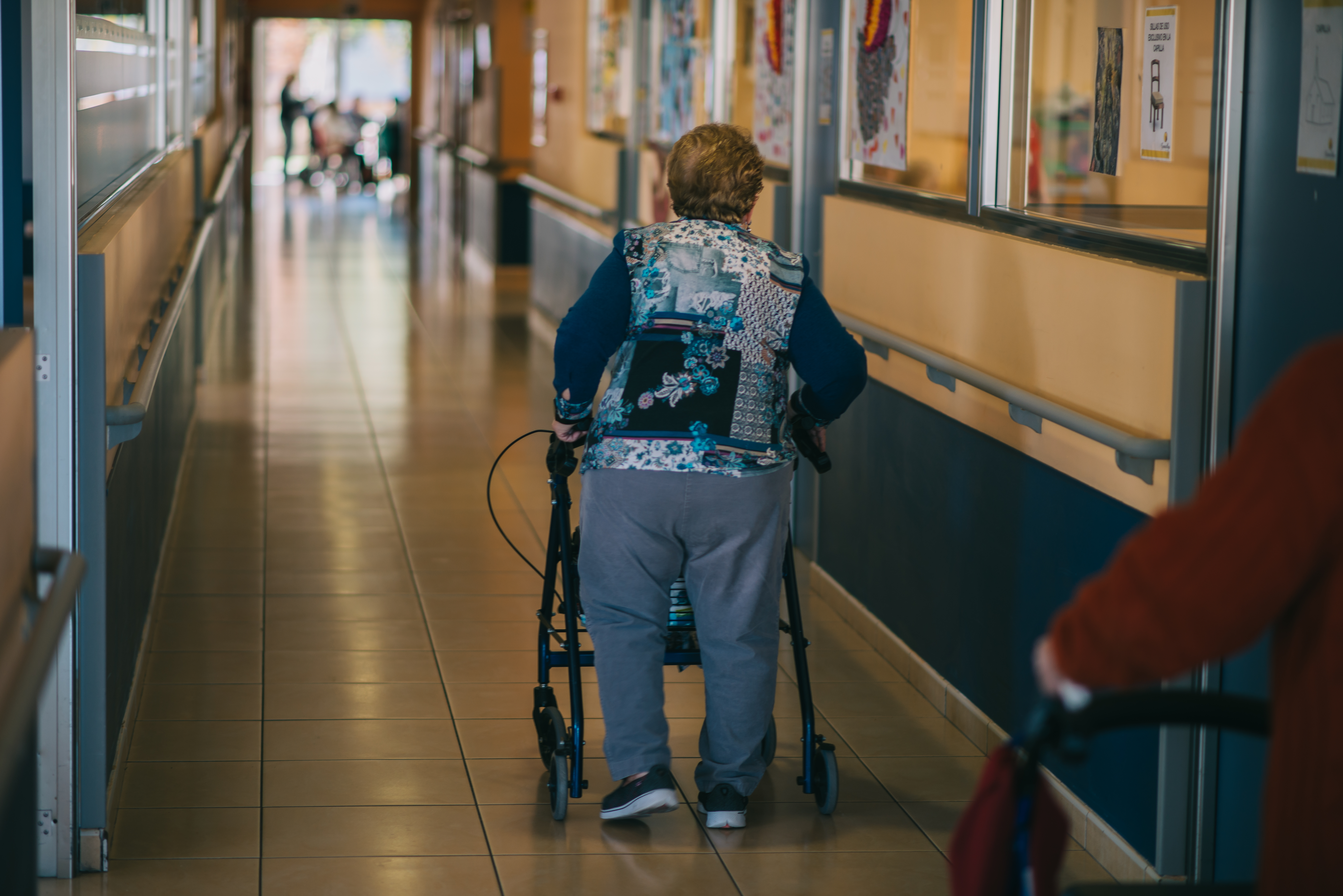 La patronal de residencias pide que se determine por ley la obligatoriedad de vacunarse en residencias