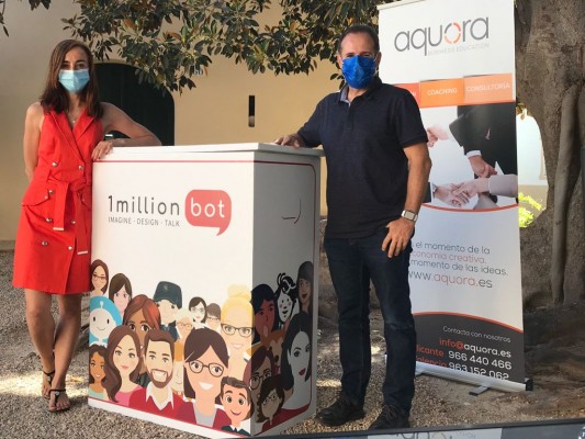 Las alicantinas Aquora y 1MillionBot se alían para crear una solución de IA de comunicación de crisis