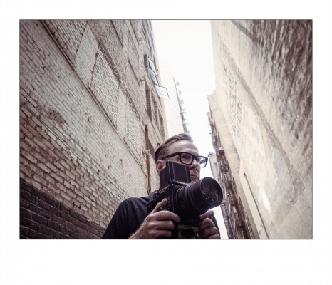 Pirelli presenta su calendario 2022 con grandes músicos fotografiados por Bryan Adams