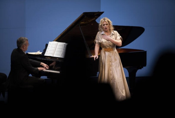 Ainhoa Arteta suspende su concierto en Cartagena tras sufrir un cólico nefrítico 