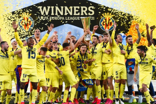 El Villarreal puede conquistar la décima Supercopa de Europa para España