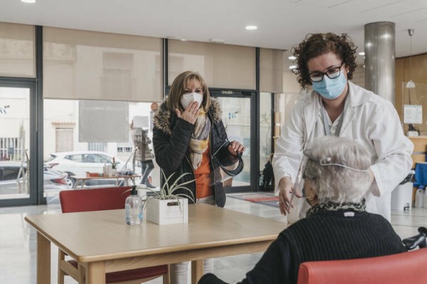 Una residencia de Navarrés registra un brote de 57 contagiados