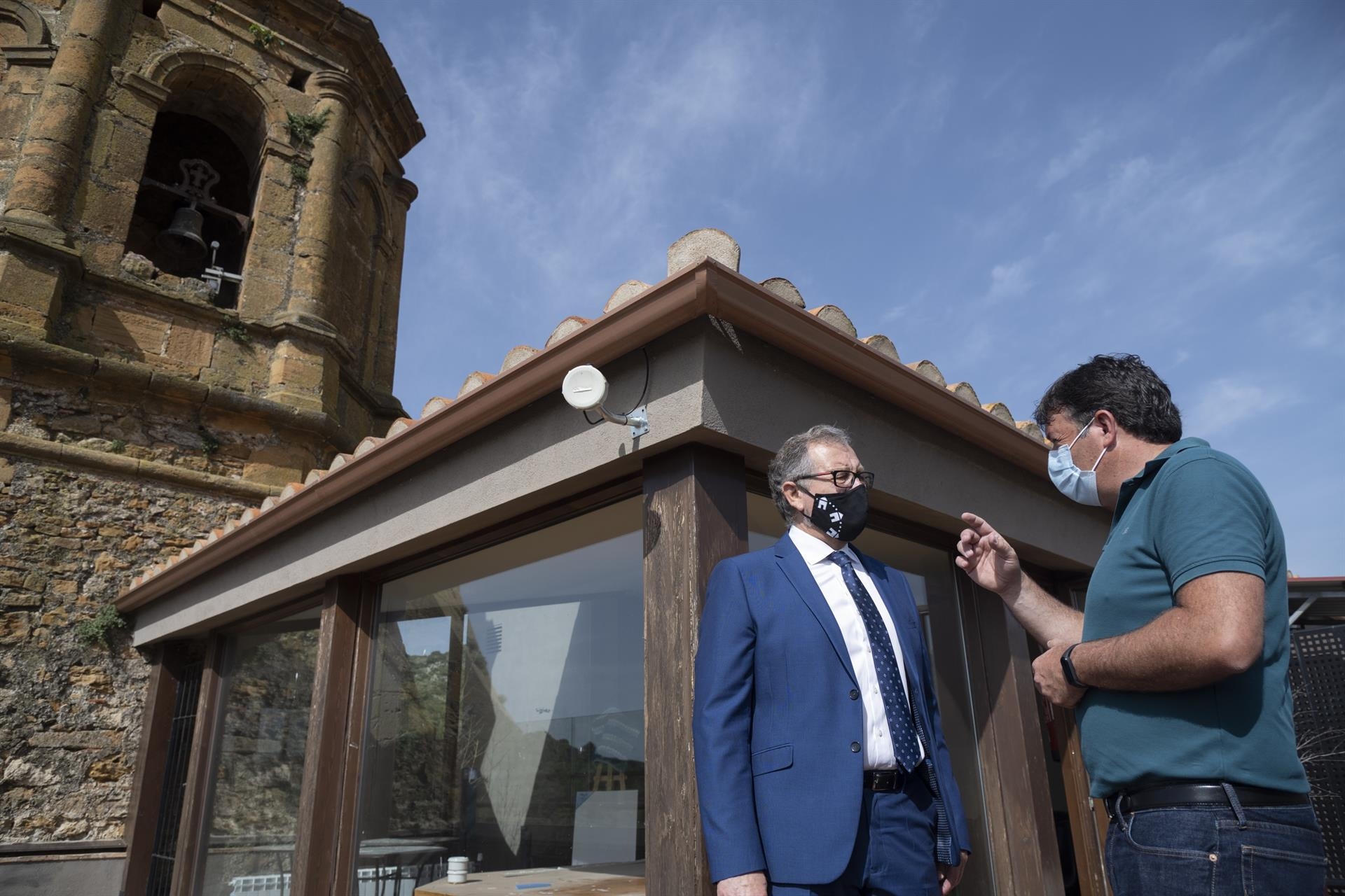 Martí celebra que la Generalitat destine fondos europeos para llevar la banda ancha al interior