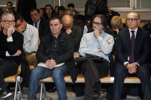 El fugado Roca defiende su inocencia y se define como un experto bancario en el primer juicio