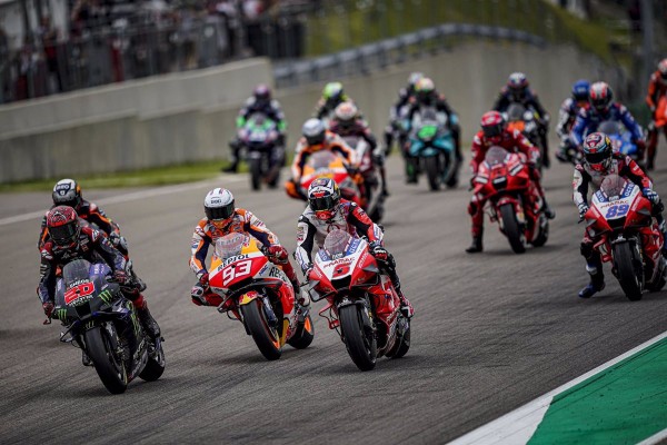 Quartararo, Acosta y Gardner no quieren aflojar en el regreso del Mundial