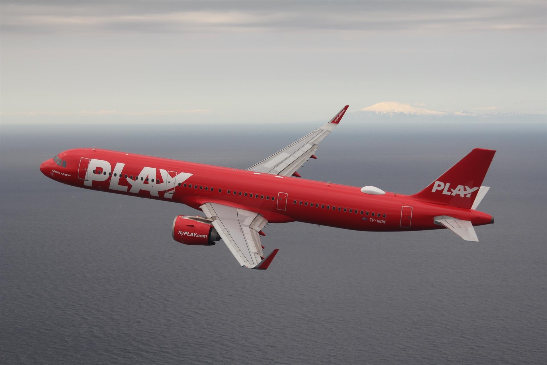 La aerolínea islandesa Play desembarca en España con tres rutas
