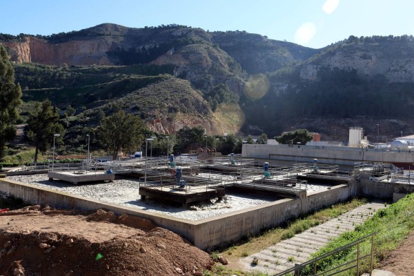 Benidorm recibe una subvención del IDAE para ahorrar energía en la depuradora de agua