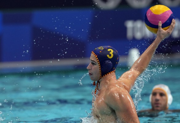 España peleará con Hungría por el bronce en waterpolo