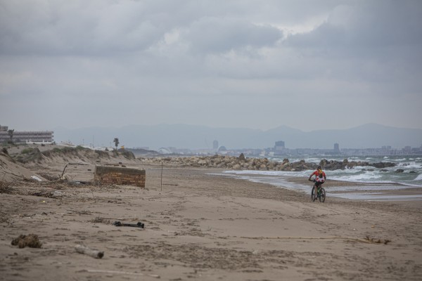 El Gobierno desatasca el proyecto de regeneración de las playas afectadas por el Puerto de València