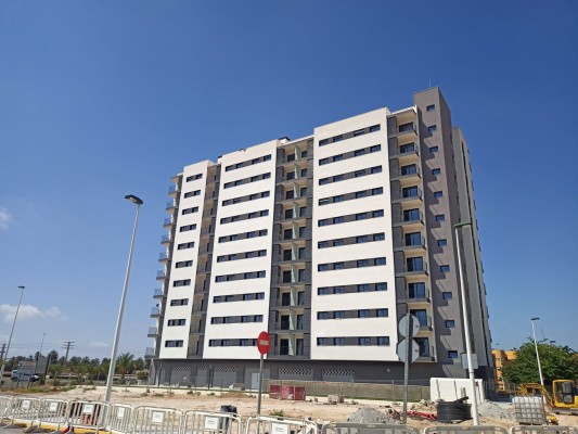 Concluye la construcción del tercer bloque de San Antón de Elche con 90 viviendas y 69 plazas de garaje 