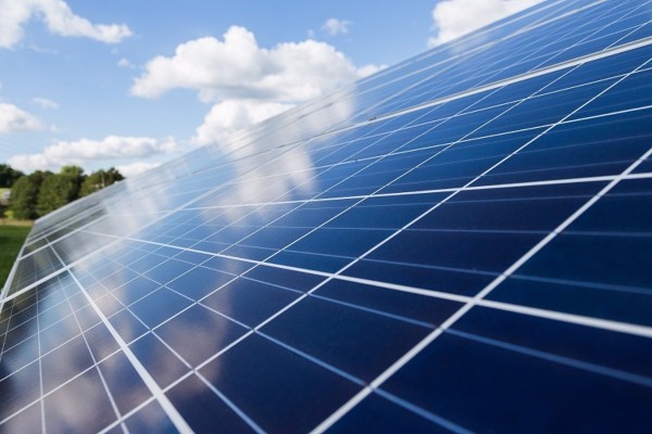 La Generalitat recibe más de 400 solicitudes para instalar plantas de placas fotovoltaicas