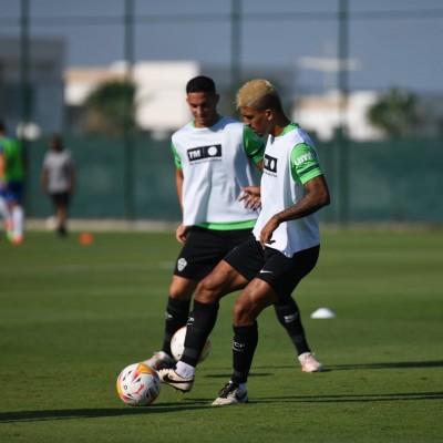 Elche prepara el Festa d'Elx con las bajas Piatti y Carrillo y la duda de Josema
