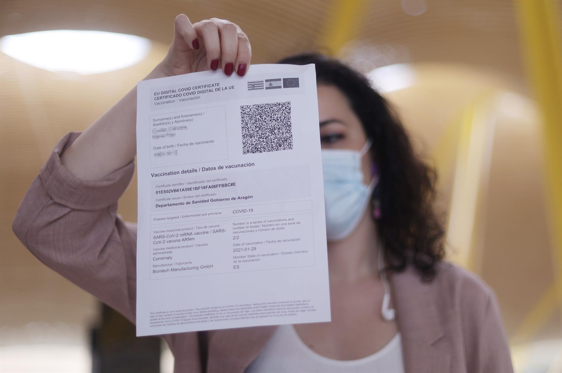 La delegada del Gobierno aboga por esperar a implantar el pasaporte covid en establecimientos